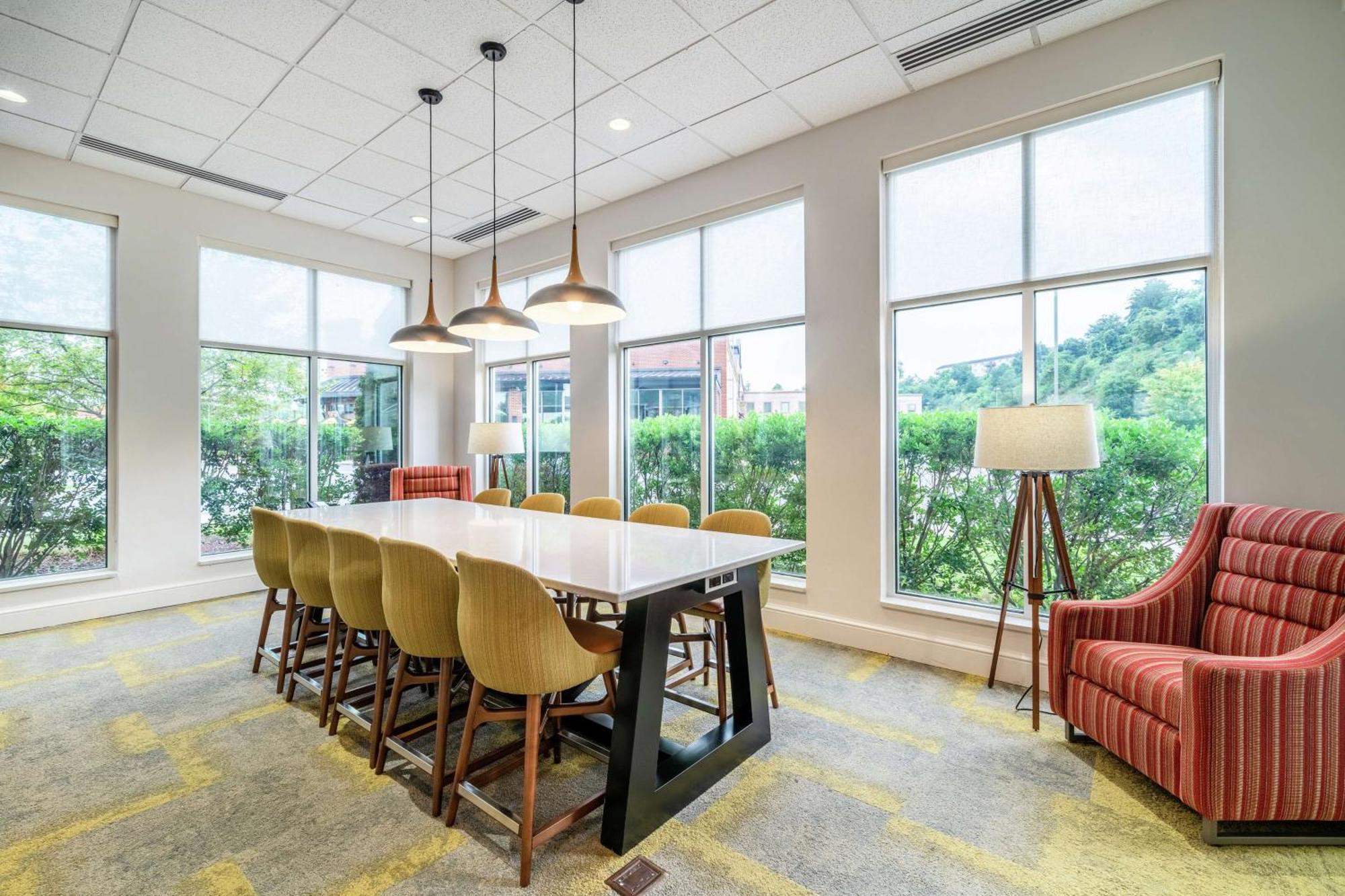Hilton Garden Inn Morgantown Eksteriør bilde