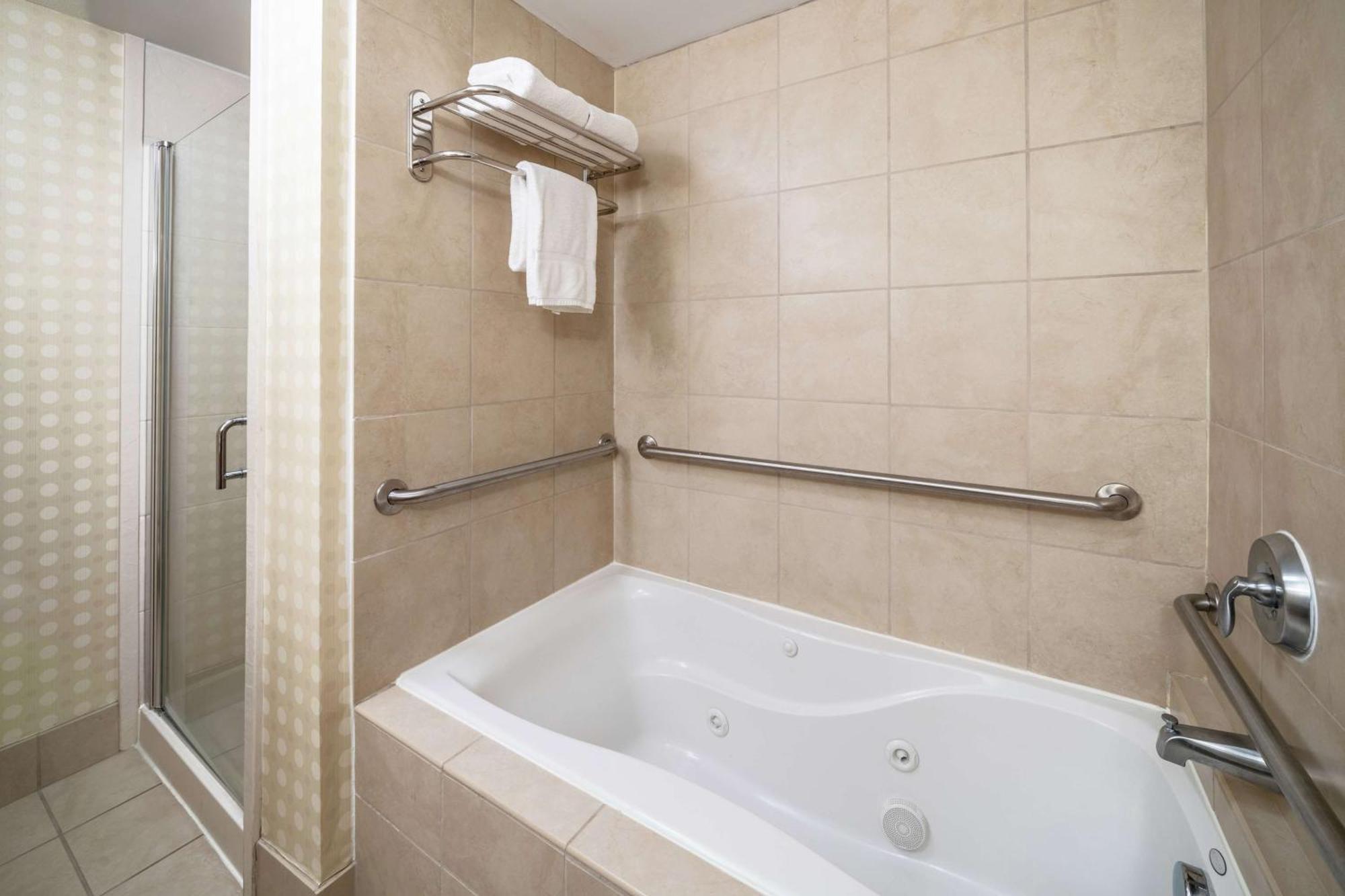 Hilton Garden Inn Morgantown Eksteriør bilde